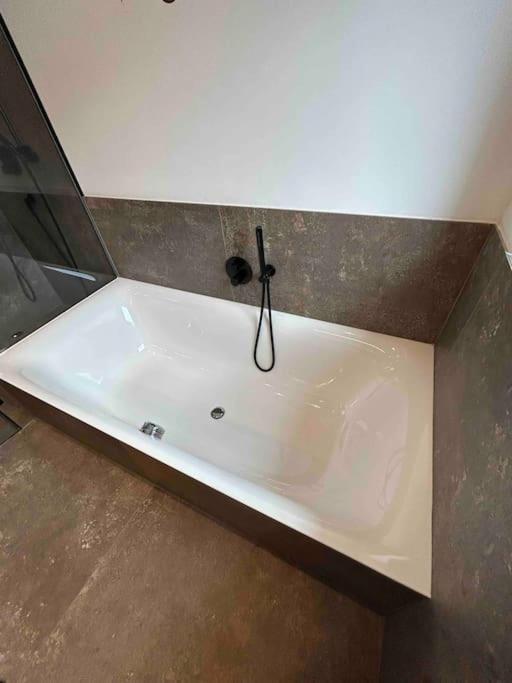 Spa, Sport & Luxury Ski-in Ski-out Apartment Kitzbühel