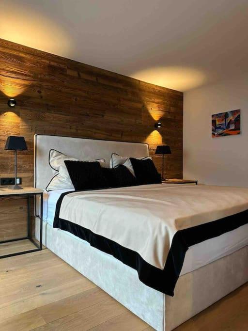 Spa, Sport & Luxury Ski-in Ski-out Apartment Kitzbühel
